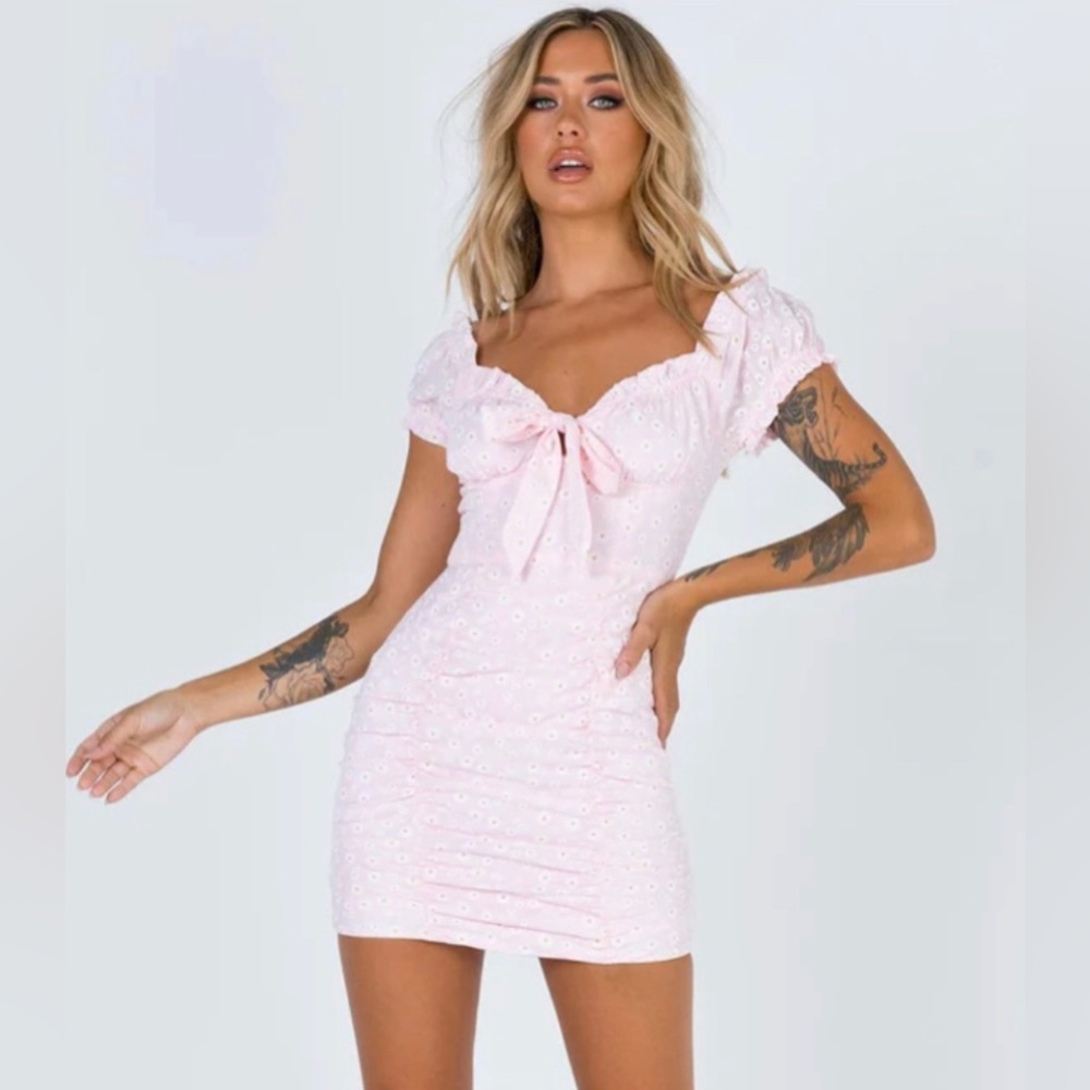 Princess Polly ~ Size 2 💕Brand New With Tags💕”Back 2 Paris Style”